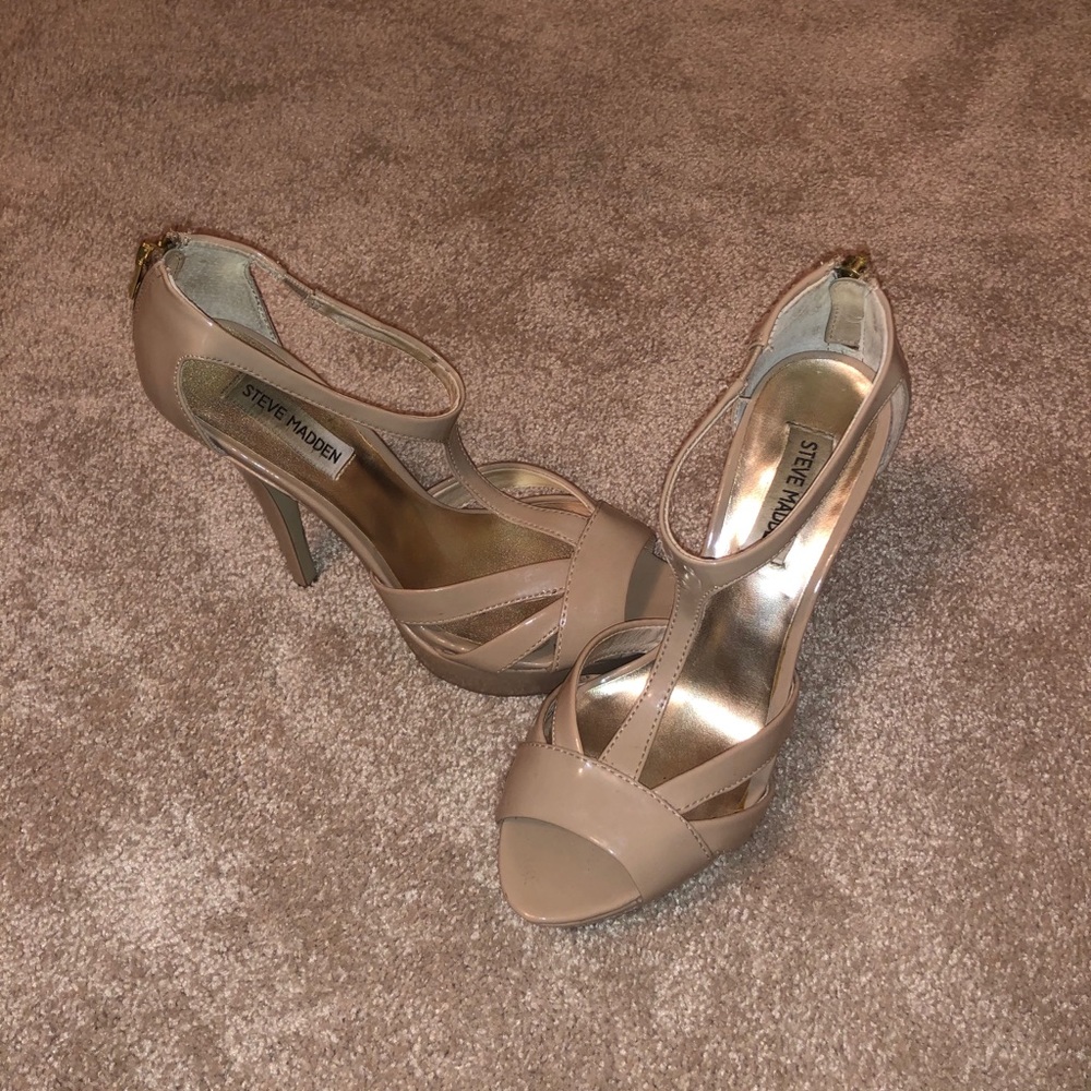 Steve Madden Nude Heels